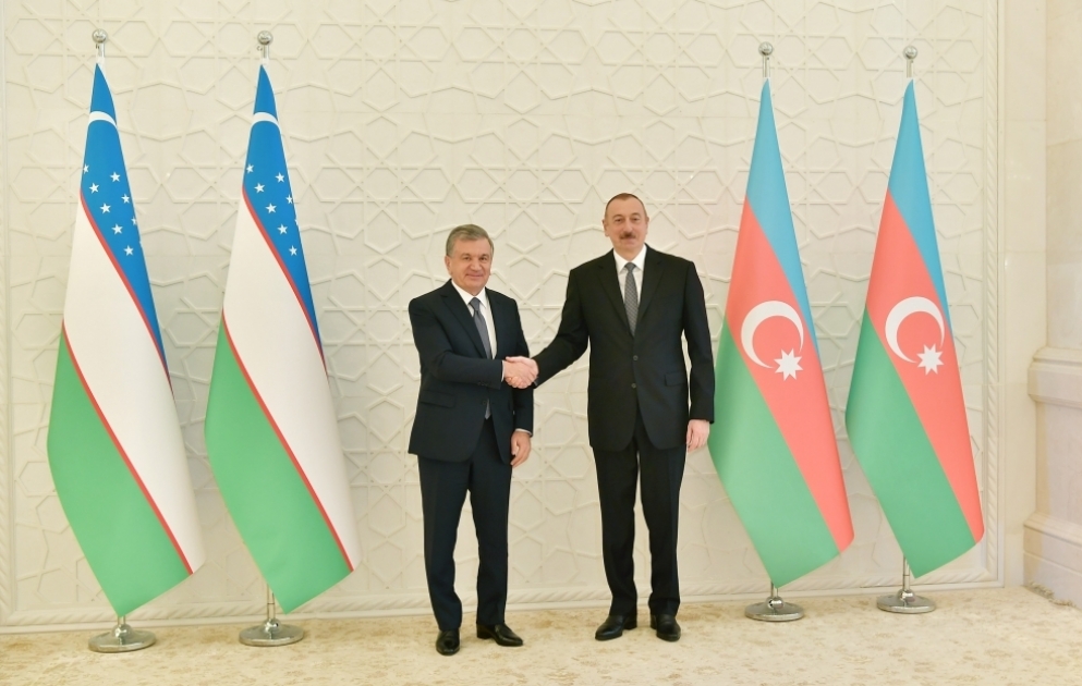 President Ilham Aliyev met with President of Uzbekistan Shavkat Mirziyoyev VIDEO