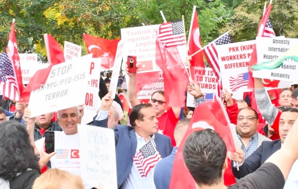 Vaşinqtonun türk və türkdilli icma nümayəndələri “Sülh çeşməsi” əməliyyatına dəstək mitinqi keçiriblər VİDEO