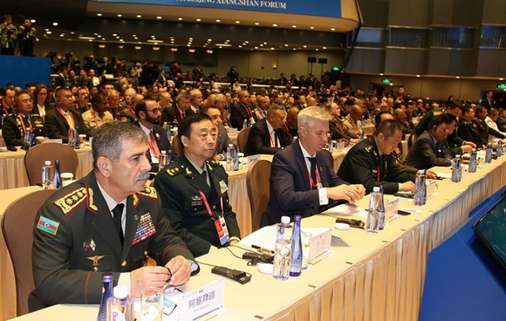 Azərbaycanın Müdafiə naziri Pekində Syanşan forumunda iştirak edir VİDEO