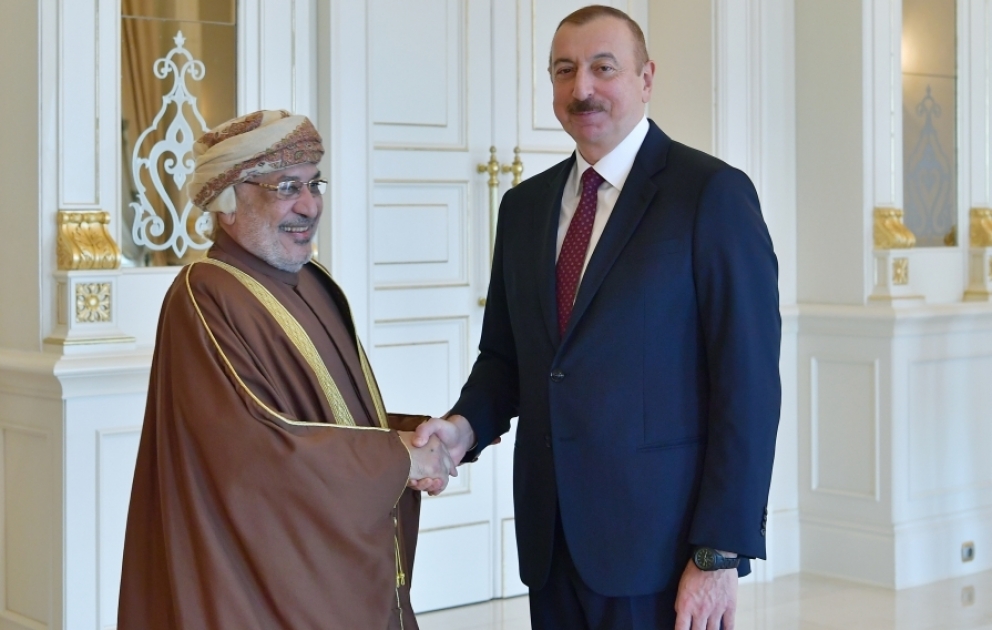 Staatspräsident Ilham Aliyev empfängt omanische Delegation VIDEO