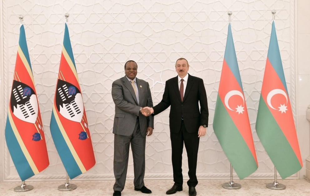 Präsident Ilham Aliyev trifft mit König von Eswatini VIDEO