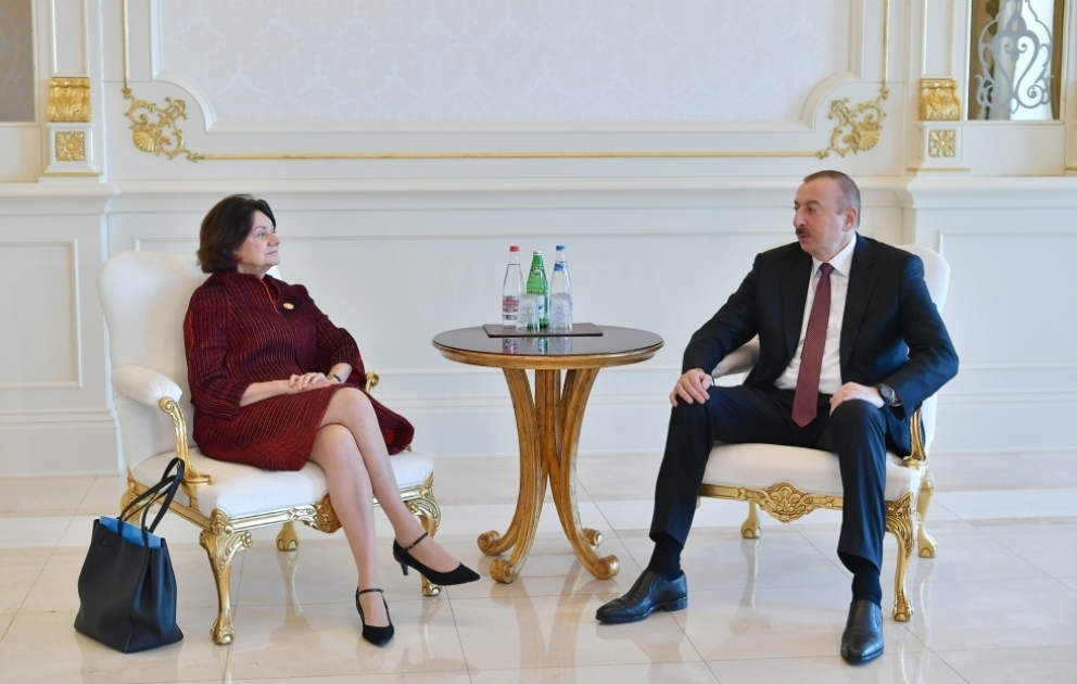 Le président Ilham Aliyev reçoit la secrétaire générale adjointe de l’ONU aux affaires politiques et à la consolidation de la paix VIDEO