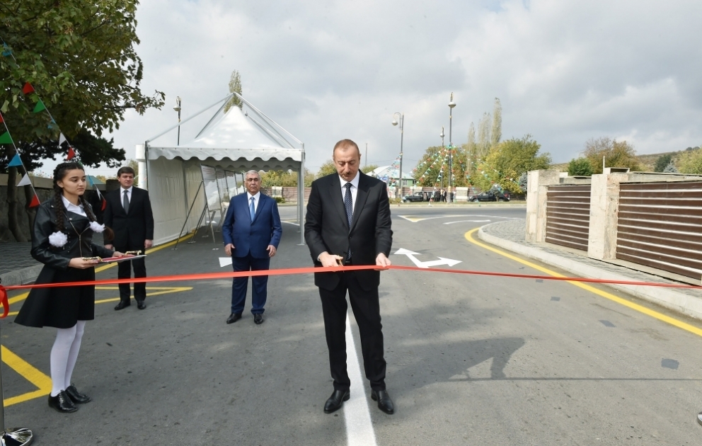 La route reconstruite Böyuk Emili-Bylykh-Emirvan de la région de Guébélé rouverte VİDEO