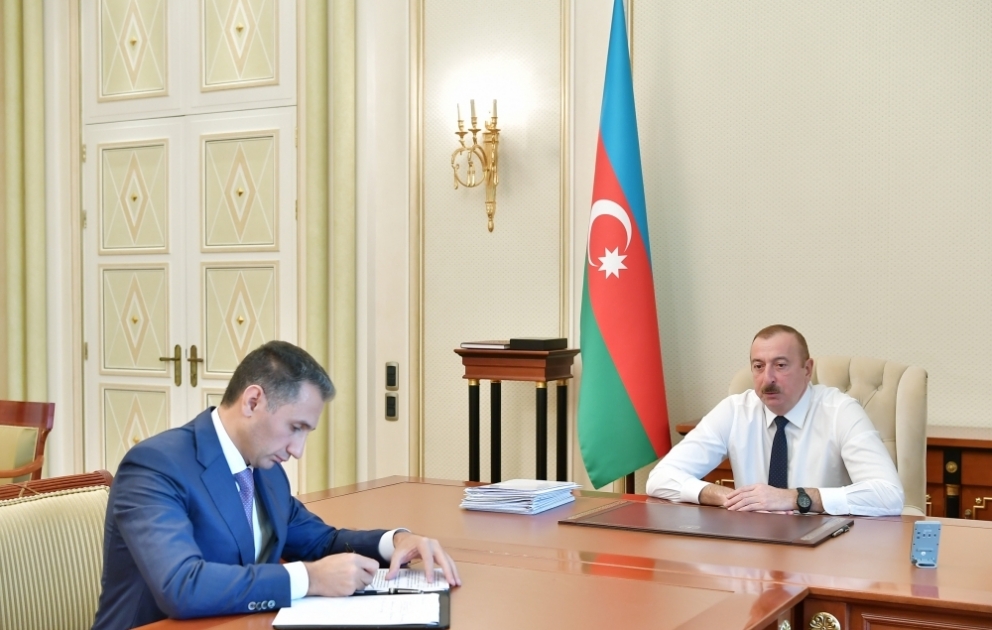 Prezident İlham Əliyev “Azərkosmos” Açıq Səhmdar Cəmiyyətinin sədrini qəbul edib  YENİLƏNİB VİDEO