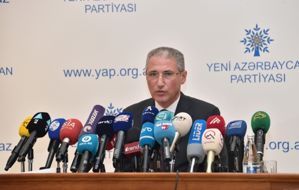 Nazir Muxtar Babayev əkiləcək 650 min ağacın yaşıllıq zolağına çevrilməsi üçün ictimaiyyəti aktiv olmağa çağırıb VİDEO