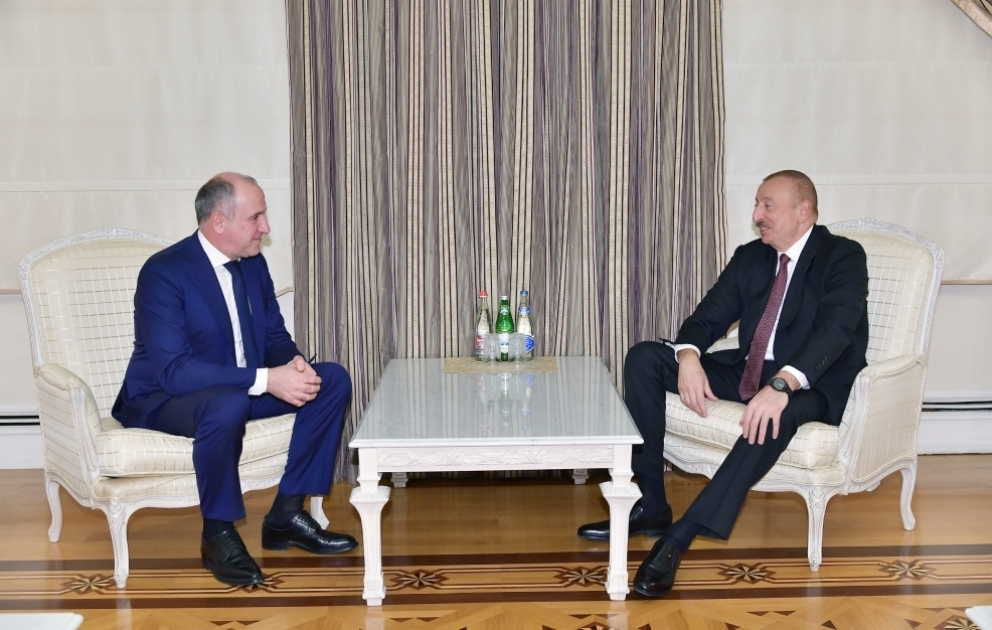 President Ilham Aliyev received delegation led by head of Karachay-Cherkessia Republic of Russian Federation VIDEO