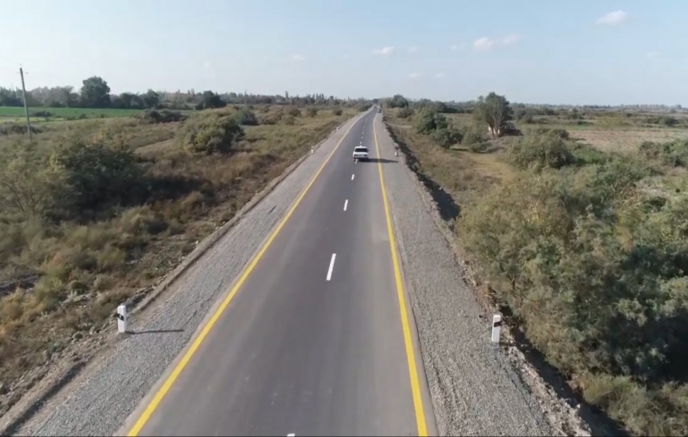 Zərdab–Qaravəlli avtomobil yolu yenidən qurulub VİDEO
