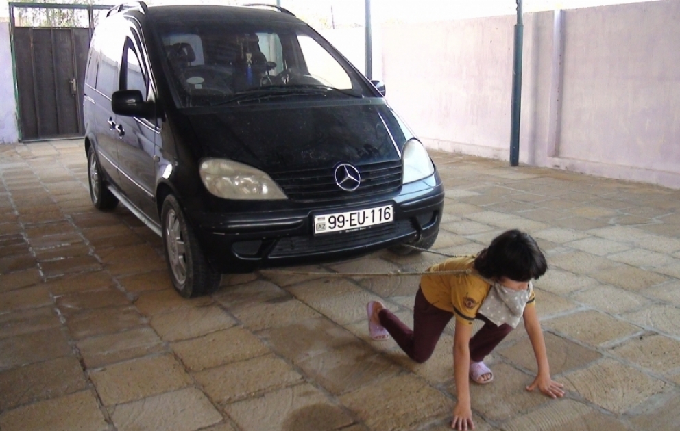 10 yaşlı pəhləvan FOTO VİDEO