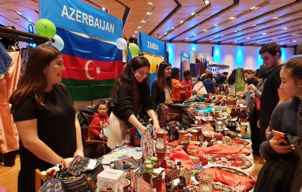Avstriyada açılan beynəlxalq festival-bazarda milli mətbəx nümunələrimiz təqdim olunub VİDEO
