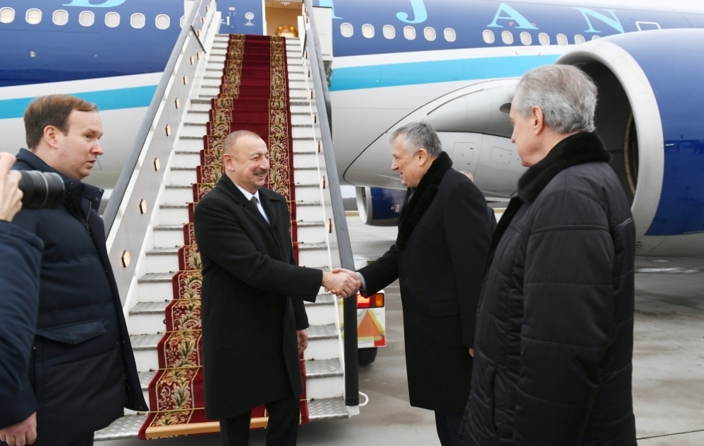 Prezident İlham Əliyev Rusiya Federasiyasına səfərə gəlib VİDEO