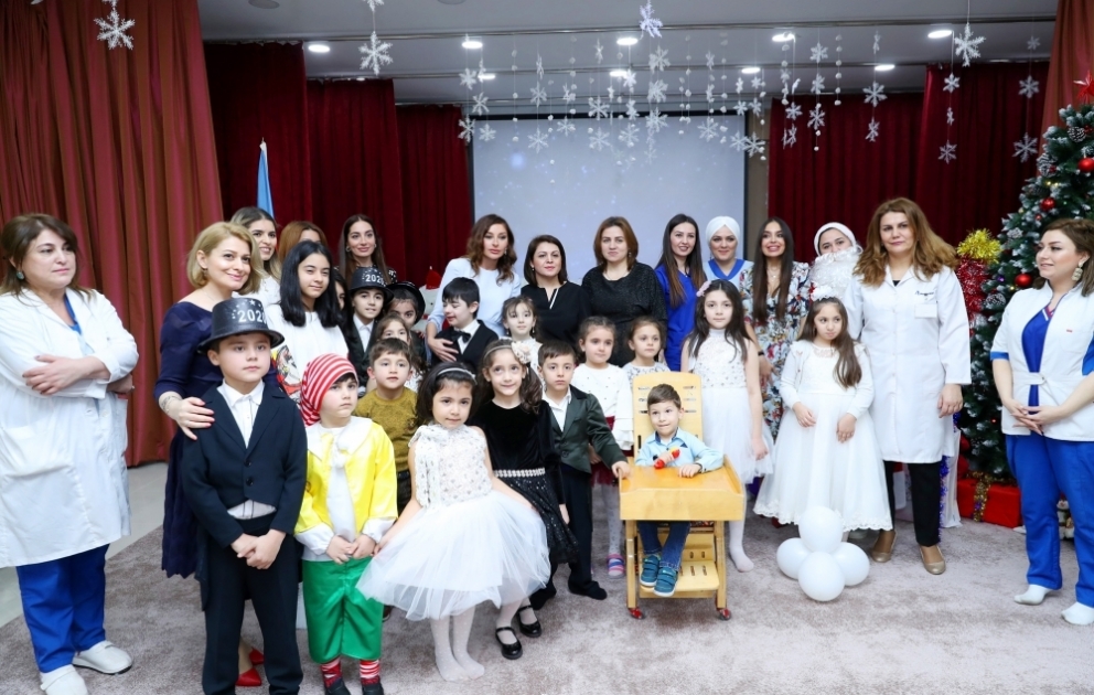 La première vice-présidente Mehriban Aliyeva a visité le Centre de neuropsychologie pédiatrique reconstruit VIDEO