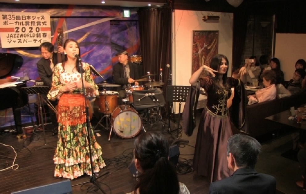 Yaponiyada Azərbaycan mahnılarının ifaçısı kimi tanınmış Kyoko Yamamota “Japan Jaz Vocal” mükafatına layiq görülüb VİDEO