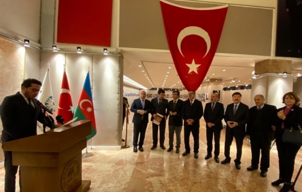 Türkiyədə İmadəddin Nəsiminin 650, Həsən Seyidbəylinin 100 illiyi münasibətilə təntənəli tədbir təşkil edilib VİDEO