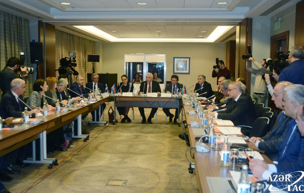 Bakıda “Seçkinin mediada işıqlandırılması” mövzusunda informasiya sessiyası keçirilib YENİLƏNİB VİDEO