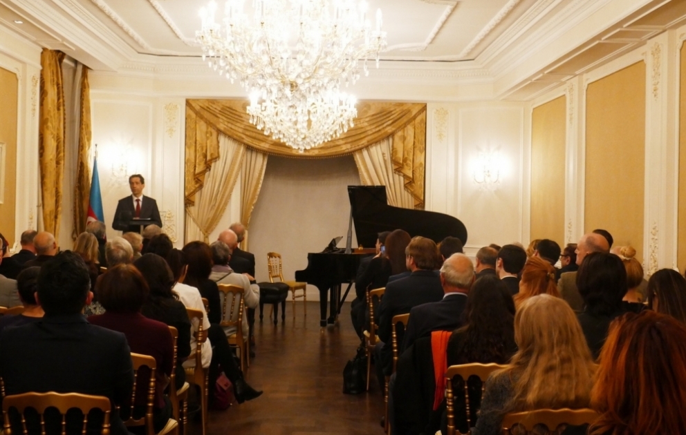 Parisdə 20 Yanvar faciəsinin 30-cu ildönümü ilə əlaqədar anım mərasimi təşkil olunub VİDEO