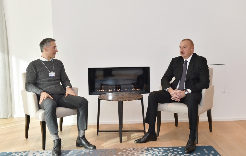 "Signify" şirkətinin baş icraçı direktoru ilə görüşdə Azərbaycana yeni texnologiyaların gətirilməsi məsələsi müzakirə olunub VİDEO
