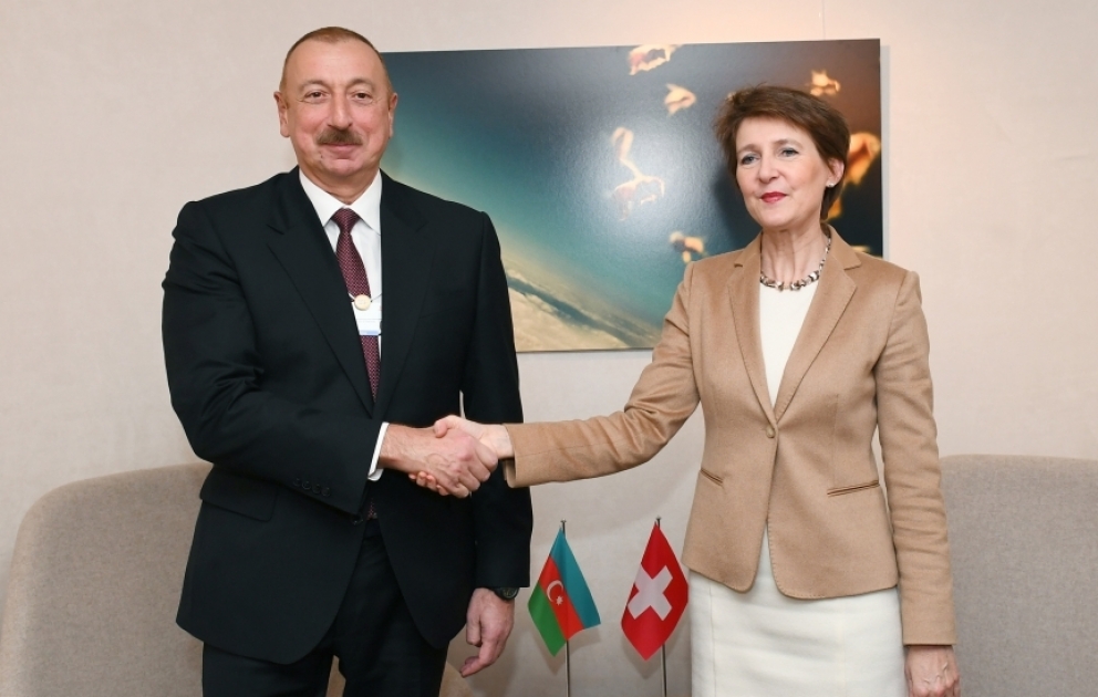 President Ilham Aliyev met with Swiss President Simonetta Sommaruga in Davos VIDEO