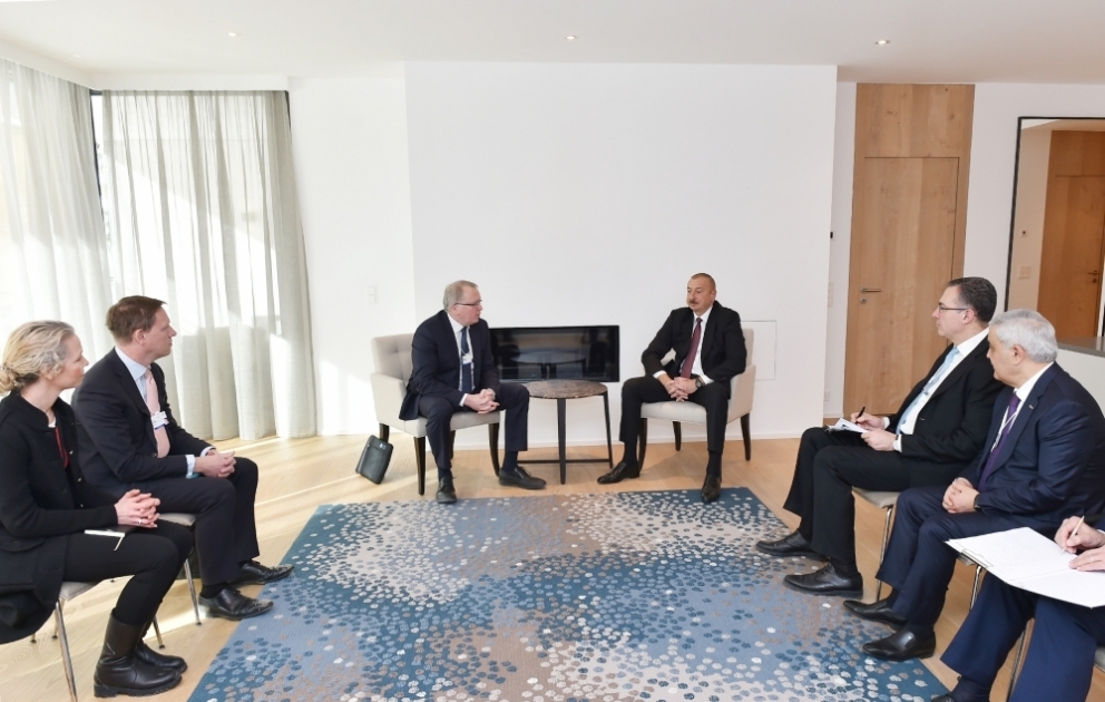 Prezident İlham Əliyev Davosda “Equinor” şirkətinin baş icraçı direktoru ilə görüşüb VİDEO