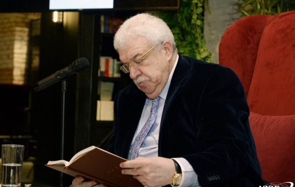 Bakı Kitab Mərkəzində Mixail Qusmanın “Həyat formulu. Atam və anam haqqında kitab”ının təqdimat mərasimi keçirilib  VİDEO