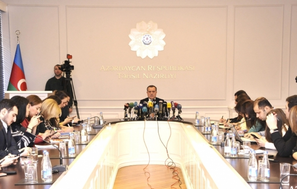 Ceyhun Bayramov: Yeni məktəblər tikiləcək VİDEO