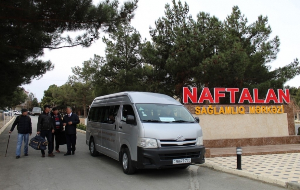 Naftalanda turistlərin rahatlığını təmin etmək üçün ödənişsiz nəqliyyat xidməti fəaliyyətə başlayıb VİDEO