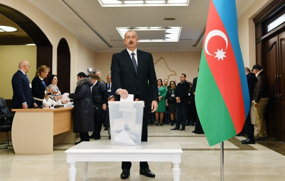 President Ilham Aliyev voted at polling station No 6 VIDEO