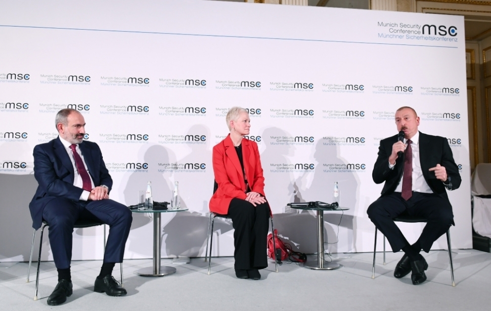 Münxen Təhlükəsizlik Konfransı çərçivəsində Ermənistan-Azərbaycan Dağlıq Qarabağ münaqişəsi ilə bağlı panel müzakirələr keçirilib  Müzakirələrdə Azərbaycan Prezidenti İlham Əliyev və Ermənistanın baş naziri Nikol Paşinyan iştirak ediblər YENİLƏNİB VİDEO