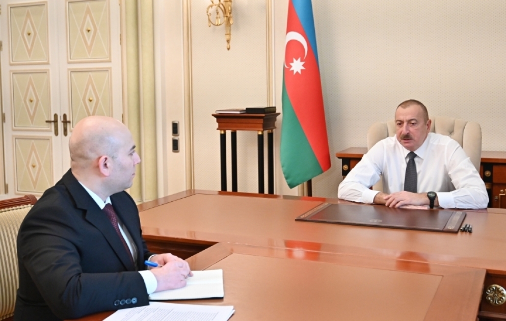 Le président Ilham Aliyev reçoit le président du Conseil d’administration de l’Agence des transports de Bakou VIDEO