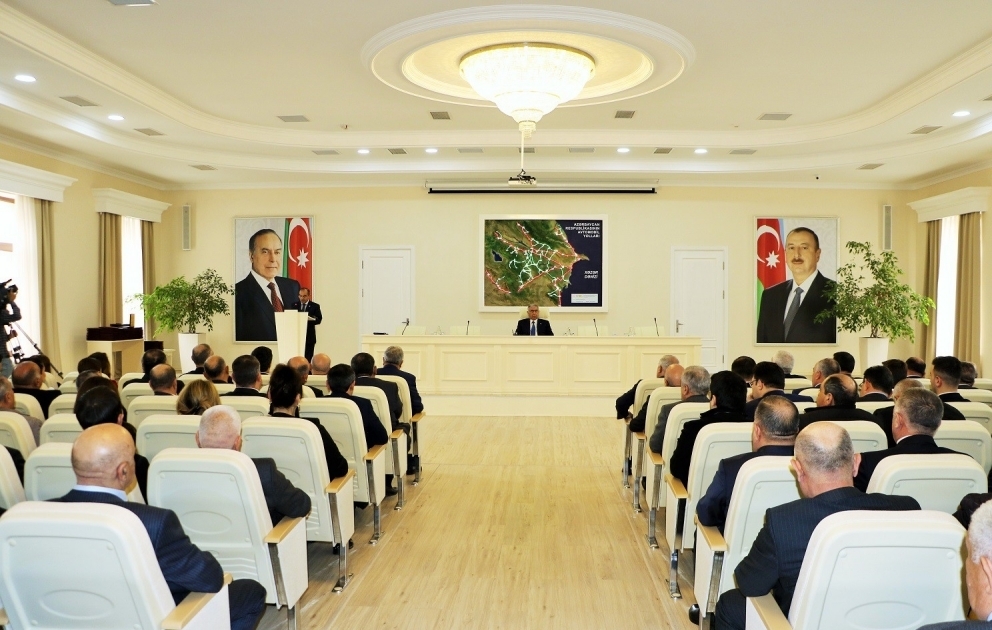 Avtomobil Yolları Dövlət Agentliyinin əməkdaşları peşə bayramlarını qeyd ediblər VİDEO