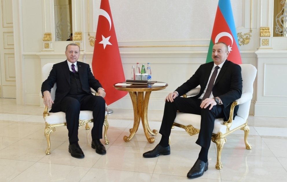 Entretien en tête-à-tête des présidents Ilham Aliyev et Recep Tayyip ErdoganVIDEO