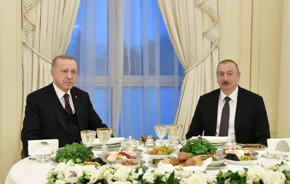 Gastmahl zu Ehren von Präsident Recep Tayyip Erdogan VIDEO