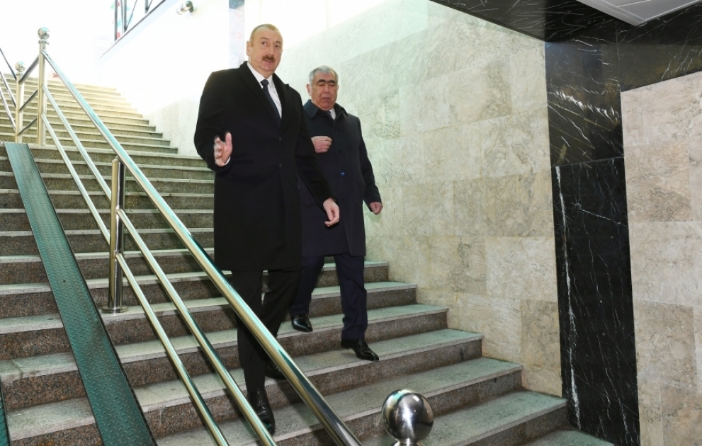 Le président Ilham Aliyev inaugure un passage piéton souterrain à Bakou VIDEO