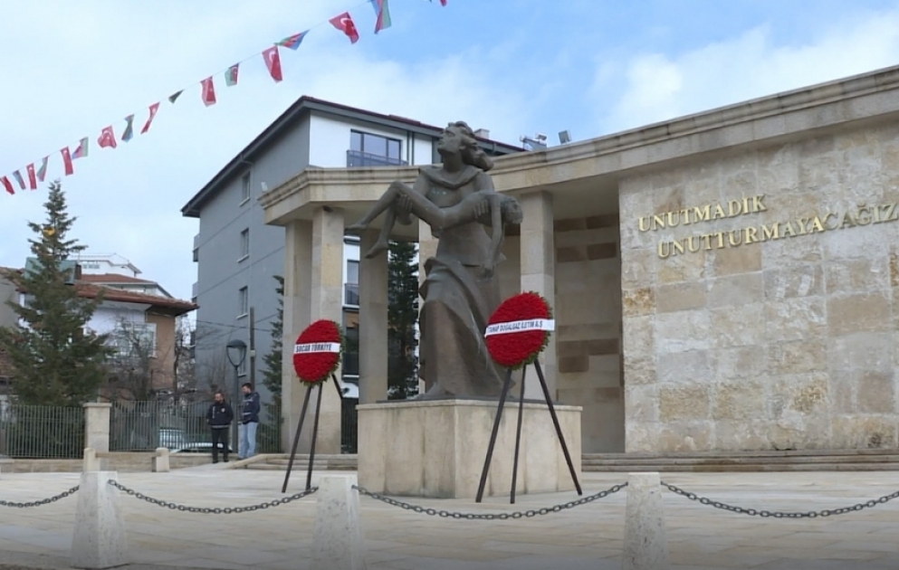 Ankarada keçirilən anım tədbirində Xocalı soyqırımını törədənlərin cəzalandırılması tələb olunub VİDEO