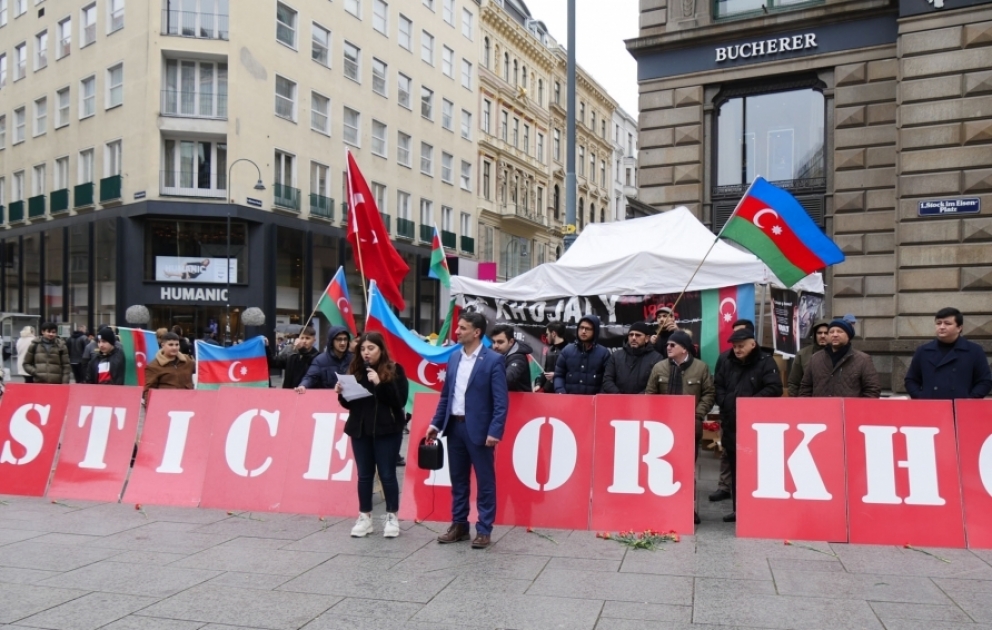Xocalı soyqırımının ildönümü ilə əlaqədar Vyanada aksiya keçirilib VİDEO
