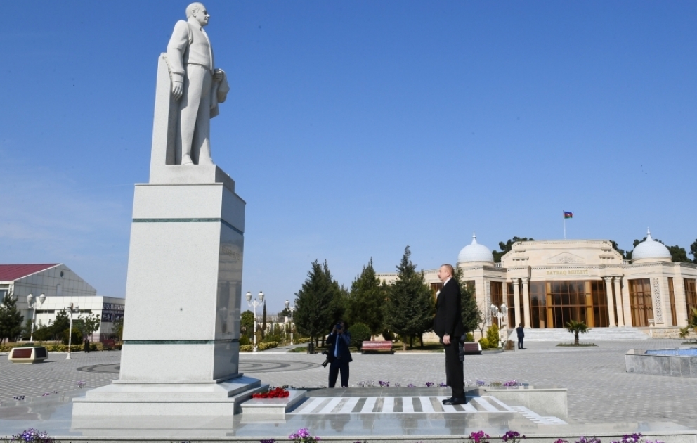 Le président Ilham Aliyev entame une visite dans la région de Goranboy VIDEO