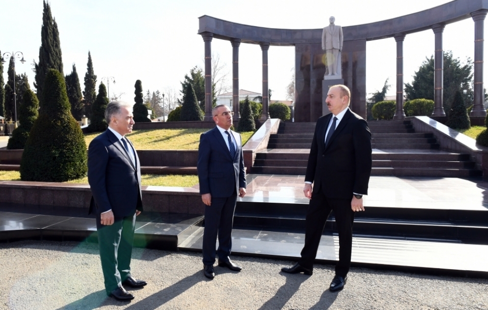 Prezident İlham Əliyev Şəmkir rayonuna səfərə gəlib VİDEO