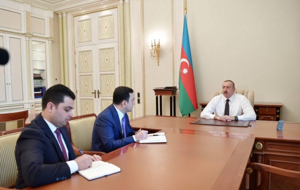 Le président Ilham Aliyev reçoit Nahid Baghirov et Mirhassan Seyidov à la suite de leur nouvelle nomination VIDEO