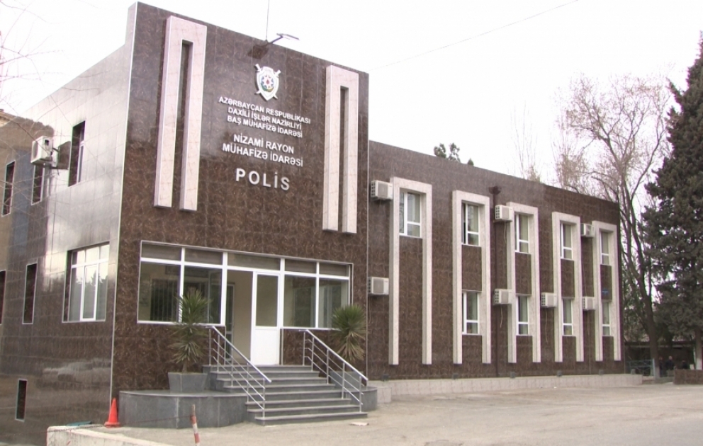 Bakıda mühafizə polisi qadına qarşı soyğunçuluq edən şəxsi zərərsizləşdirib VİDEO