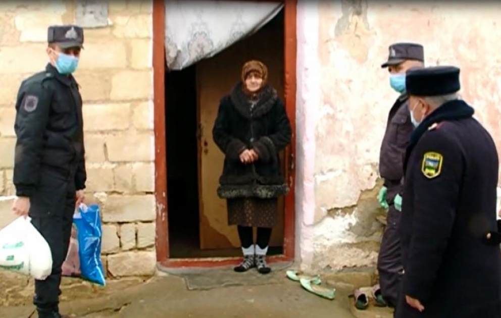 Xocalı Rayon Polis Şöbəsinin əməkdaşları “Evdə qal” devizi altında aksiya keçirib VİDEO