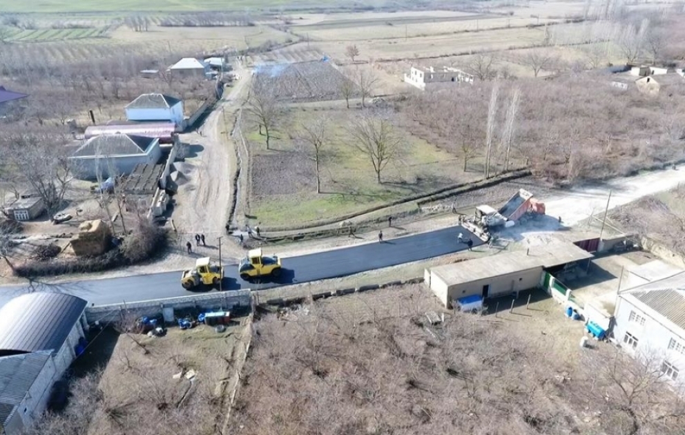 Qusar rayonunun Qullar avtomobil yolu yenidən qurulur VİDEO