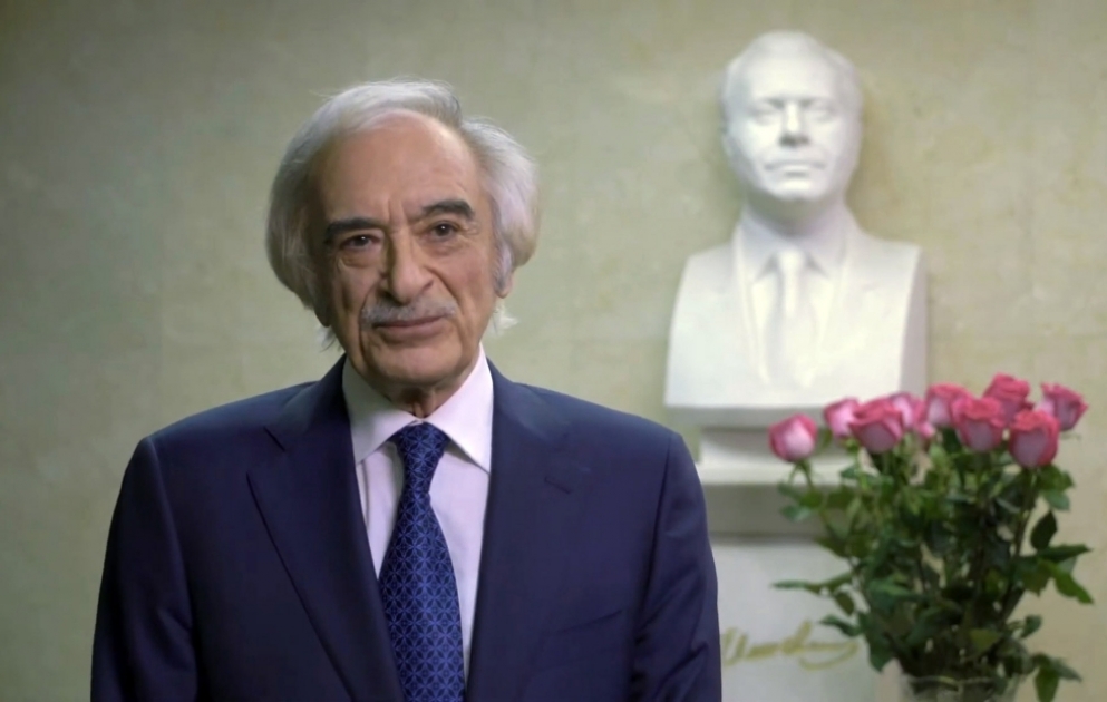Polad Bülbüloğlu: Sənət adamlarına hər zaman yardım edən ulu öndər Heydər Əliyev mədəniyyət üçün çox işlər görüb VİDEO