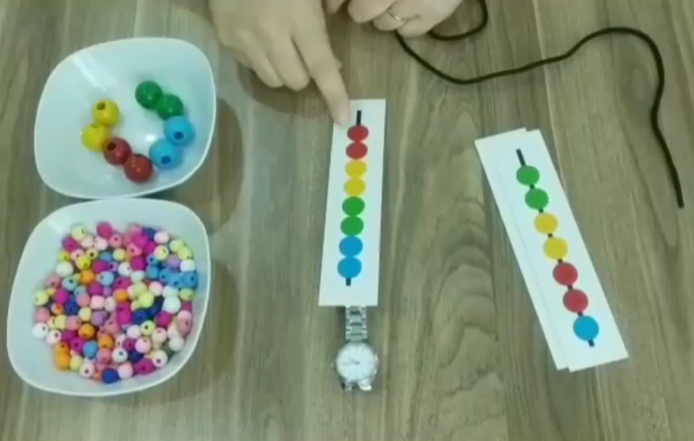 Məktəb psixoloqu diqqətin inkişaf etdirilməsi istiqamətində tövsiyələr verir VİDEO
