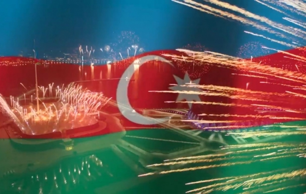 Respublika Günü ilə əlaqədar musiqili təbrik proqramı canlı yayımlanıb VİDEO