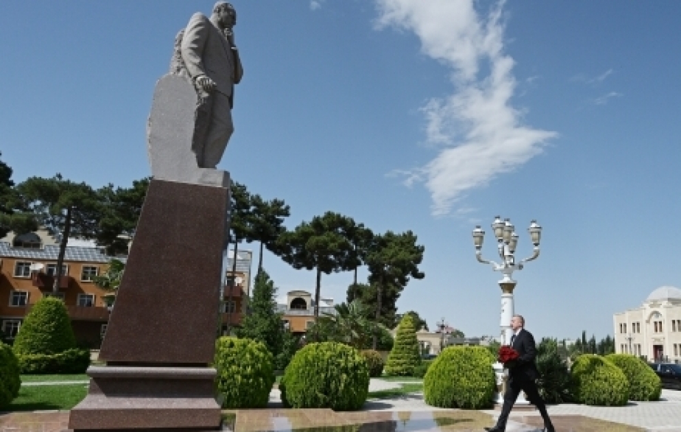 Präsident Ilham Aliyev zu Besuch in Aghjabadi eingetroffen VIDEO