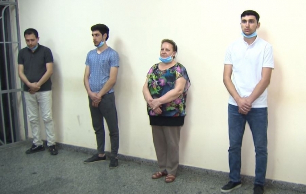 Metroda polisin qanuni əmrinə tabe olmayan şəxslər barəsində həbs qətimkan tədbiri seçilib VİDEO
