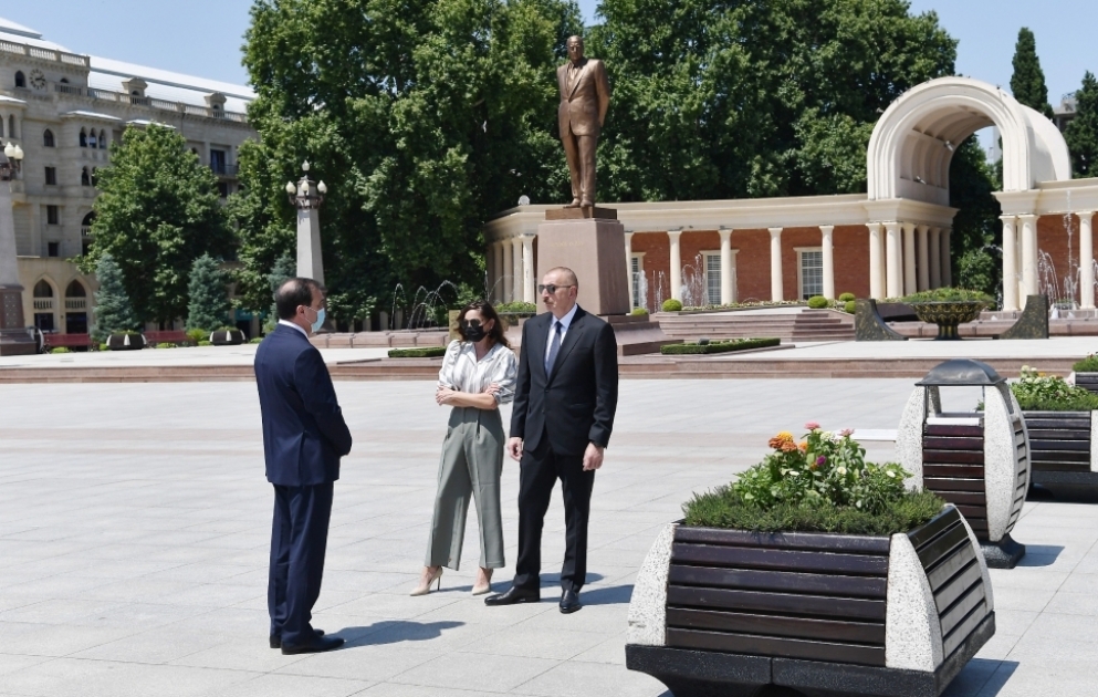 Президент Азербайджана Ильхам Алиев прибыл в город Гянджа ОБНОВЛЕНО ВИДЕО