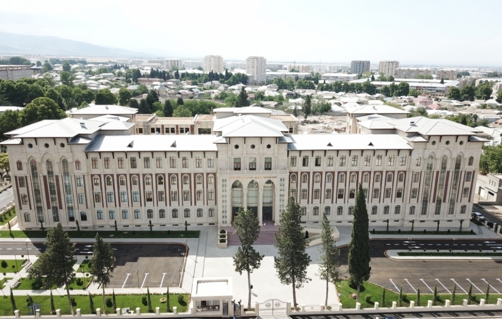 Le président Ilham Aliyev participe à l’inauguration de la nouvelle annexe de l’Université agraire d’Etat d’Azerbaïdjan à Gandja VIDEO