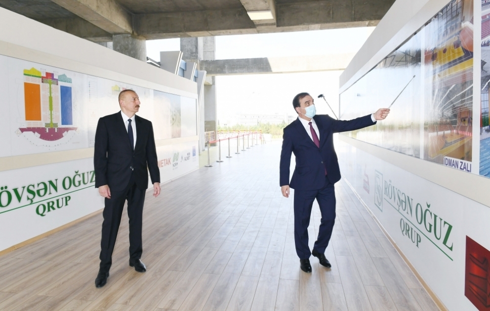 Visite du chantier du Palais des Sports de Gandja VIDEO