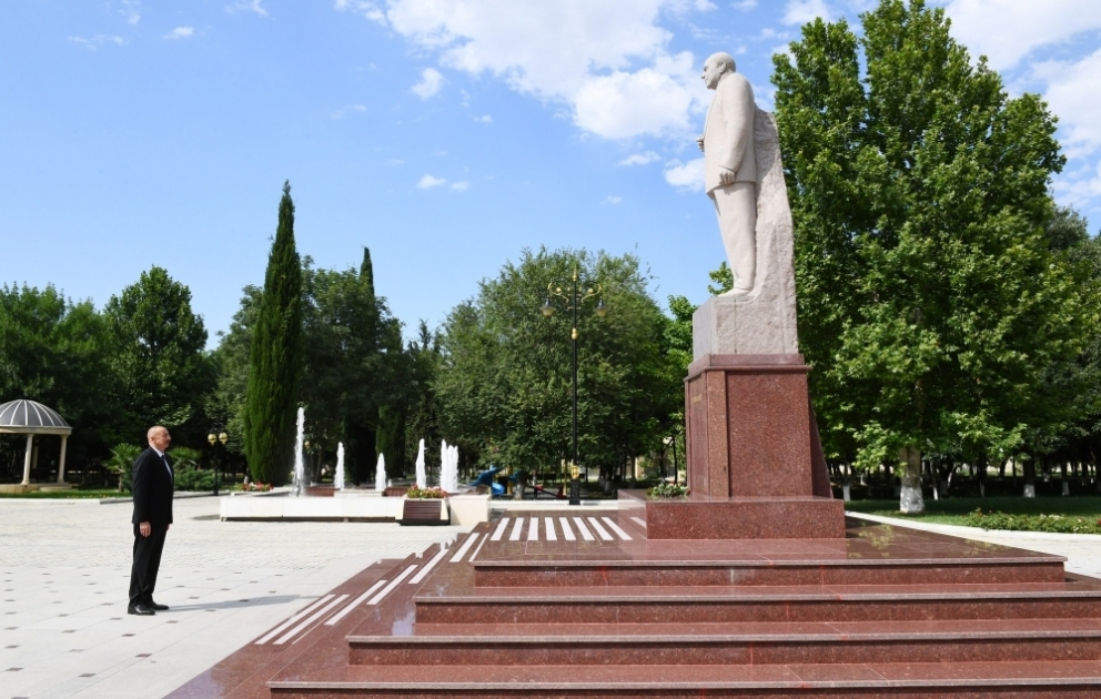 Le président Ilham Aliyev effectue une visite dans la région de Samoukh VIDEO