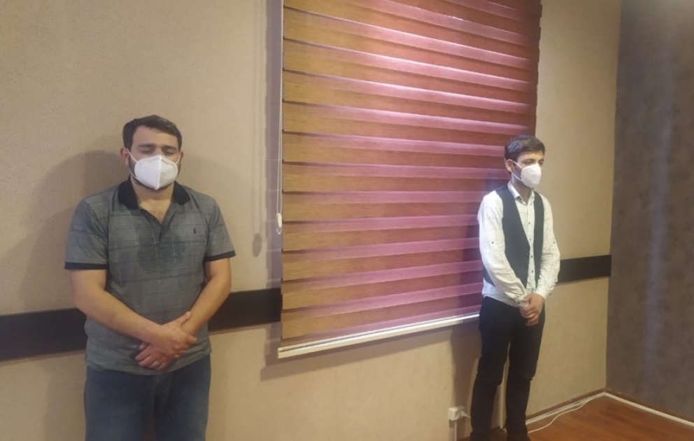 Karantin rejimini pozan Sumqayıt sakinlərindən narkotik vasitə aşkar edildi VİDEO